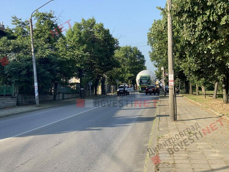 Извънгабаритен конвой ще затрудни движението от Хасково до Стара Загора в четвъртък - ОБНОВЕНА