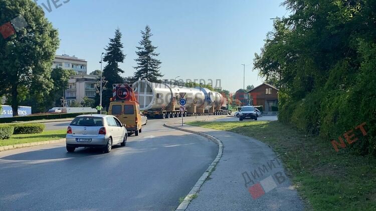 Извънгабаритен конвой ще затрудни движението от Хасково до Стара Загора в четвъртък - ОБНОВЕНА