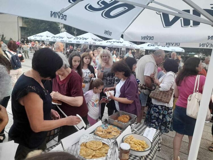 Осиково представи своето минало, бит и култура на тематична вечер в Девин 