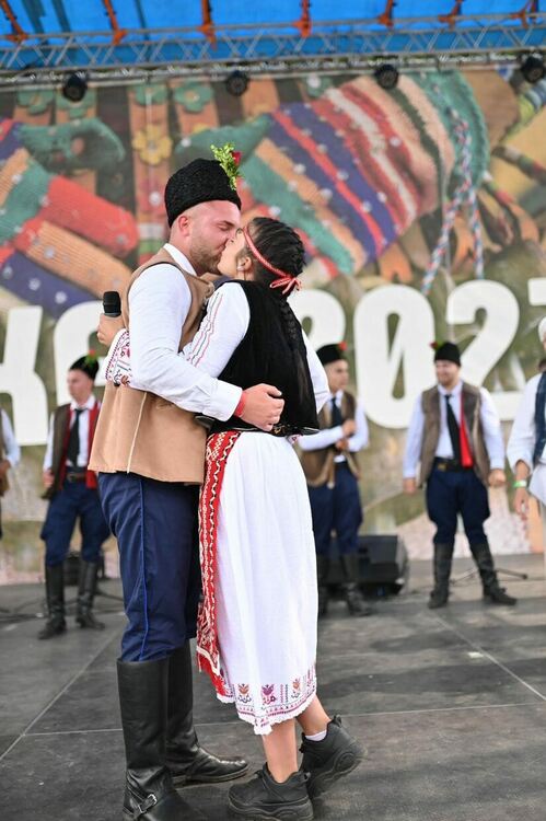 Двама влюбени се сгодиха на Рожен