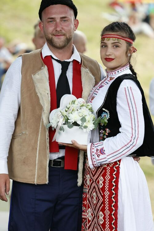 Двама влюбени се сгодиха на Рожен