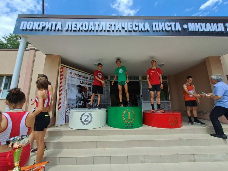 Успешно представяне на атлетите от Хасково  в турнира „Златният шпайк"