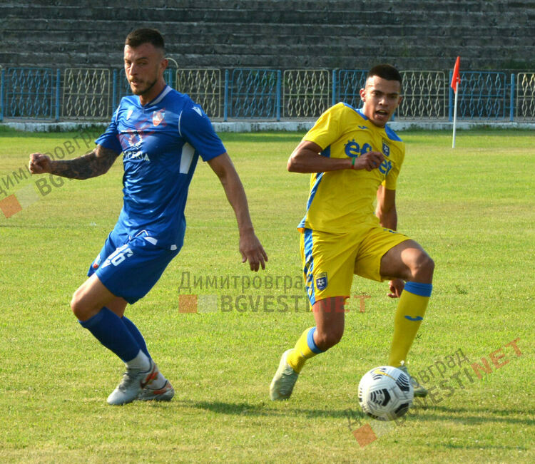 ФК “Димитровград 1947” пребори сили с пловдивския тим Спартак като домакин