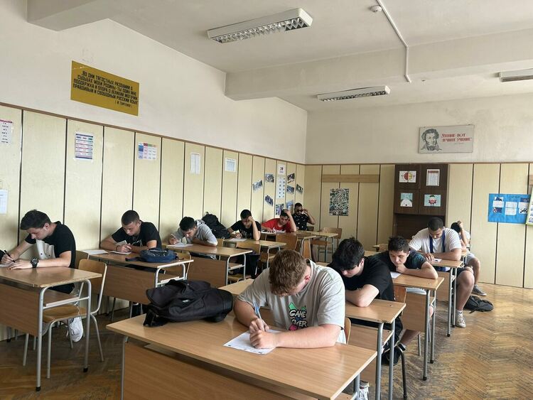 Възпитаници на ПГТАТ „Н.Й.Вапцаров“ се готвят за летен стаж в Португалия