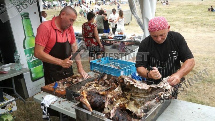 В мрежата продължава спекулата за цените на Роженския събор.Каква е истината! / виж галерия/