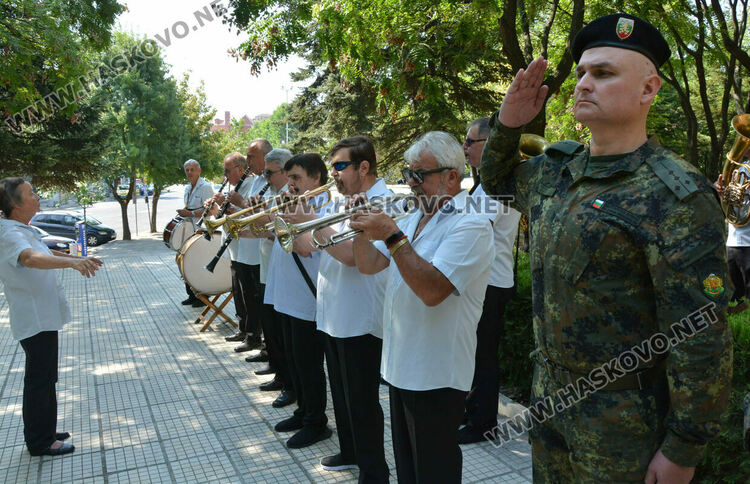 Хасково с почит към Левски в деня на рождението му