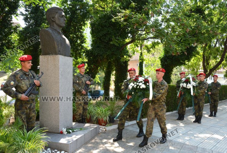 Хасково с почит към Левски в деня на рождението му