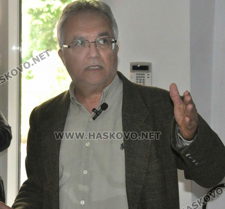 Парите по дарителската сметка за гробница край Текето, ще се използват за защитна сграда