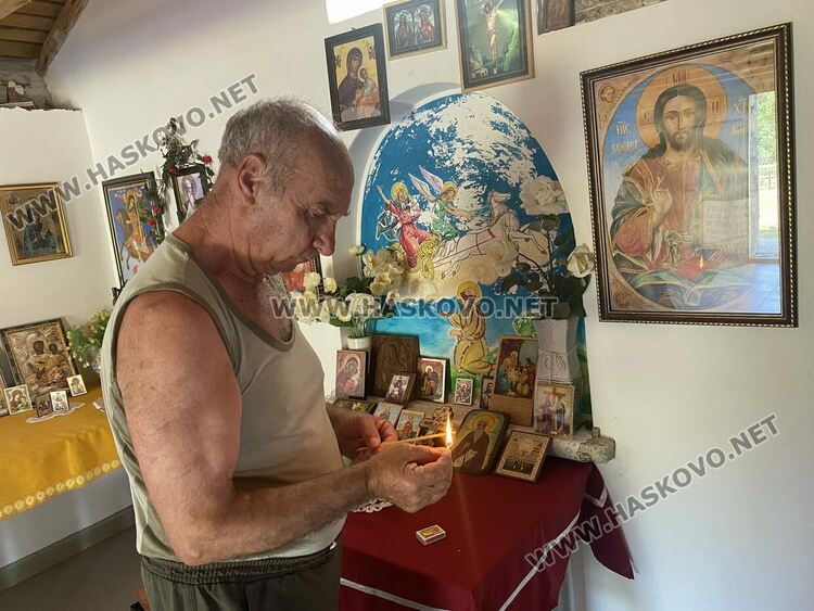 Камък, открит преди години, показва кога е построен параклиса „Св. пророк Илия“ край с.Сърница