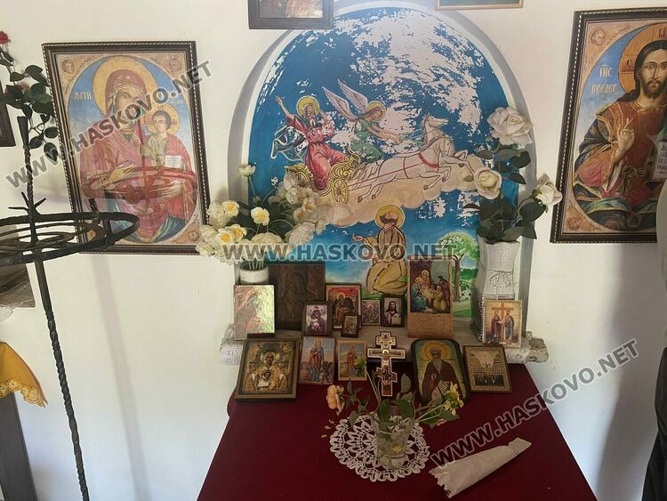 Камък, открит преди години, показва кога е построен параклиса „Св. пророк Илия“ край с.Сърница