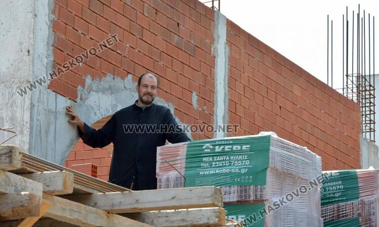 Търсят доброволци за петък сутрин за наливане на бетон в църквата “Св. Иван Рилски“