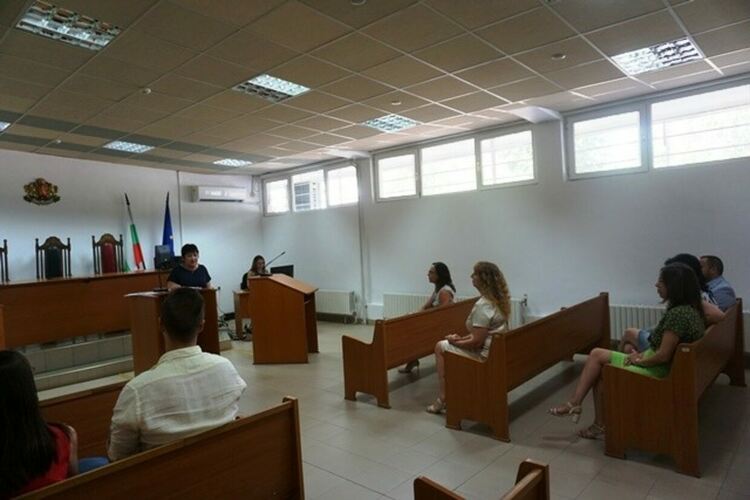 Двама нови магистрати попълниха състава на Районен съд-Кърджали
