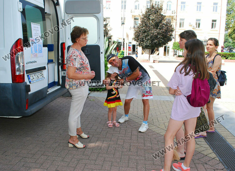 Хасковлии се тестваха безплатно за хепатит в мобилен кабинет
