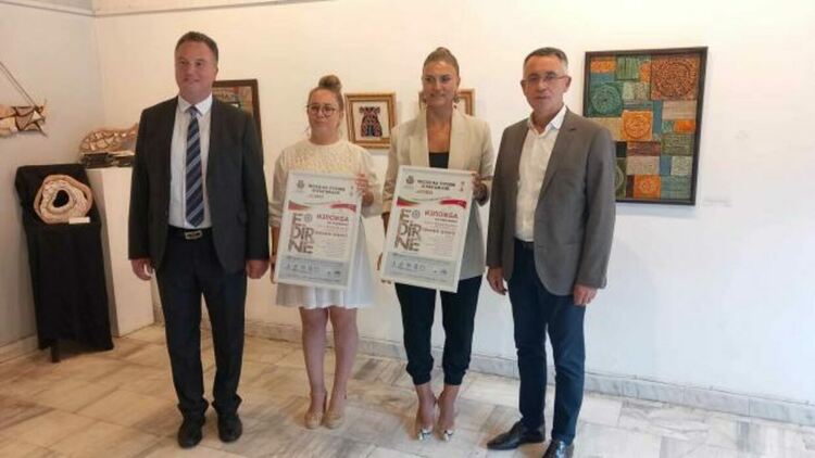 С изложба на керамично изкуство от Одрин продължиха проявите в Месеца на Турция в Кърджали