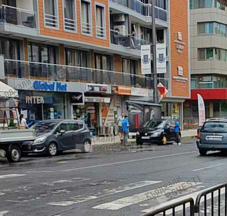 Служители на Синята зона в действие по „Булаир”,слагат скоби наред