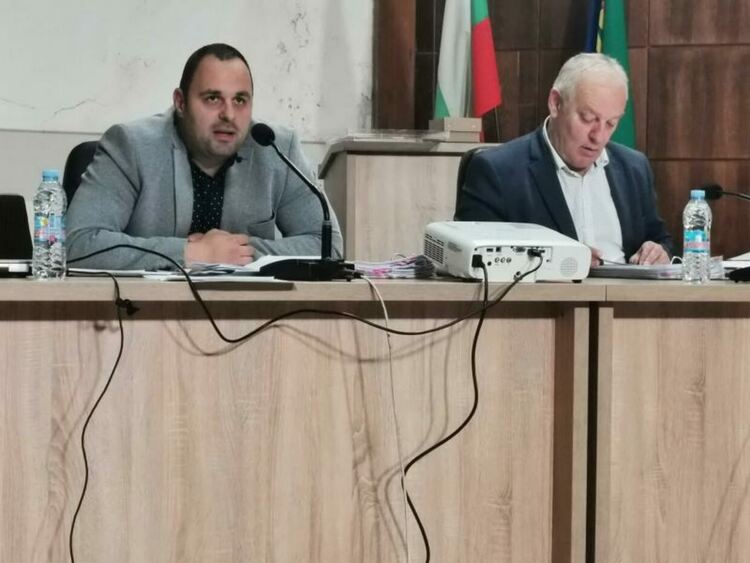 Днес Общински съвет-Смолян заседава по 25 точки