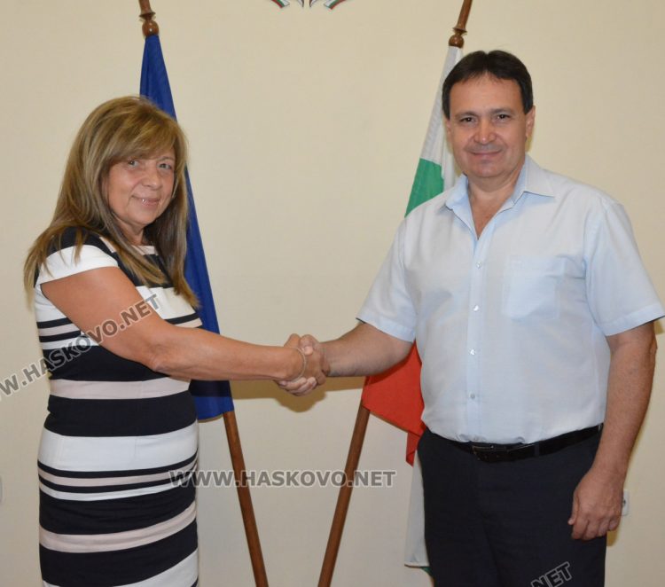 Гинка Райчева пое област Хасково в бедствено положение заради пожарите