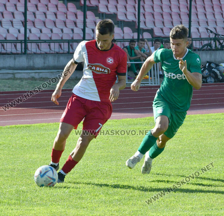  „Саяна- Хасково“ загря за старта на новия сезон с разгром над „Берое II“