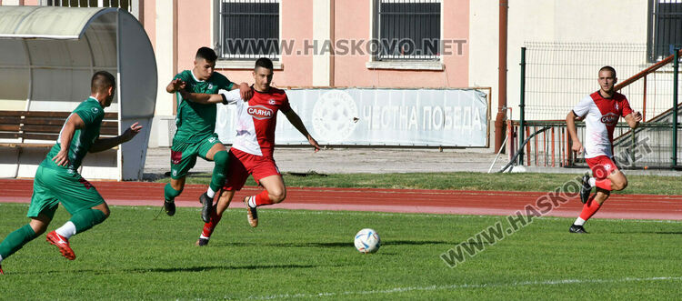  „Саяна- Хасково“ загря за старта на новия сезон с разгром над „Берое II“