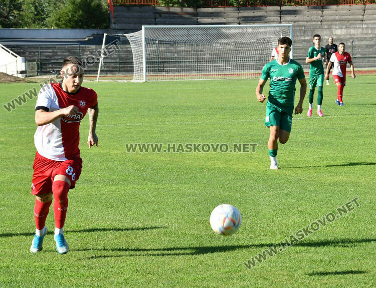  „Саяна- Хасково“ загря за старта на новия сезон с разгром над „Берое II“