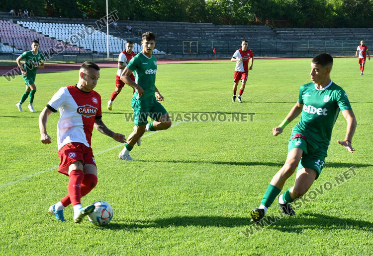  „Саяна- Хасково“ загря за старта на новия сезон с разгром над „Берое II“