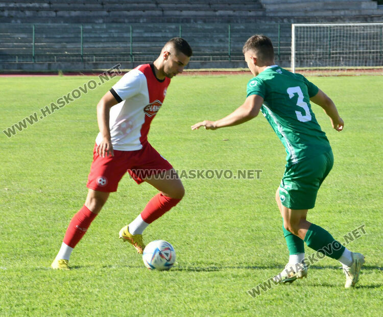  „Саяна- Хасково“ загря за старта на новия сезон с разгром над „Берое II“