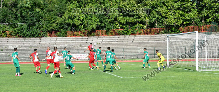  „Саяна- Хасково“ загря за старта на новия сезон с разгром над „Берое II“