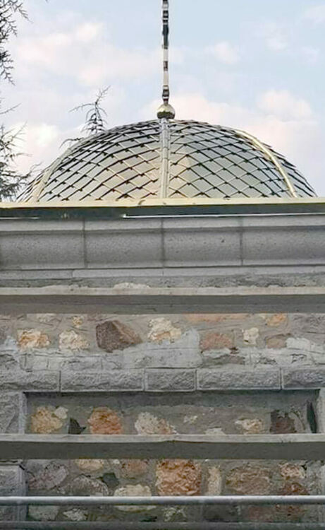 Пантеонът-костница в Маджарово с нов купол и облик