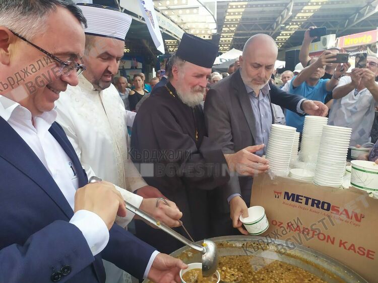     Кърджали и Османгаази, Бурса организират Ашуре в събота