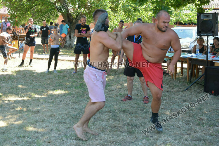 Драгомир Димов е шампион в тежка категория на народни борби