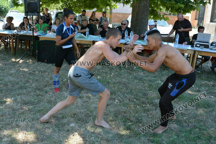 Драгомир Димов е шампион в тежка категория на народни борби