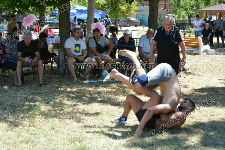 Драгомир Димов е шампион в тежка категория на народни борби
