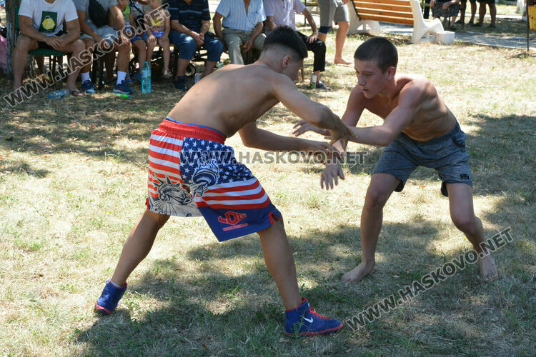 Драгомир Димов е шампион в тежка категория на народни борби