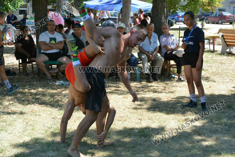Драгомир Димов е шампион в тежка категория на народни борби