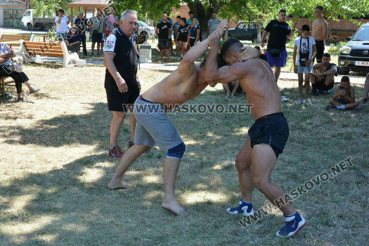 Драгомир Димов е шампион в тежка категория на народни борби