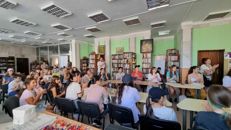 Ученици от Япония на посещение в Асеновград 