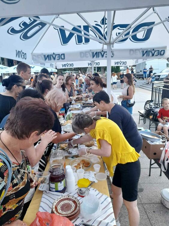 Кръшни хора и много положителни емоции във "Вечерта на Стоманово"