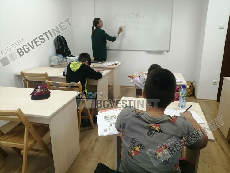 В Момчиловци започна курс по китайски език и култура