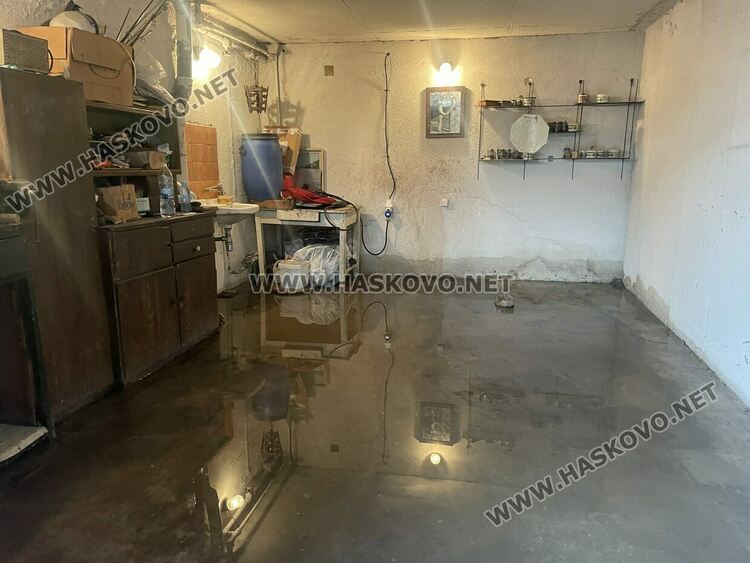 Част от Хасково втори ден е без вода