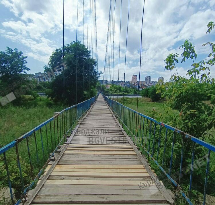 Приключиха ремонтните дейности по Въжения мост в Кърджали