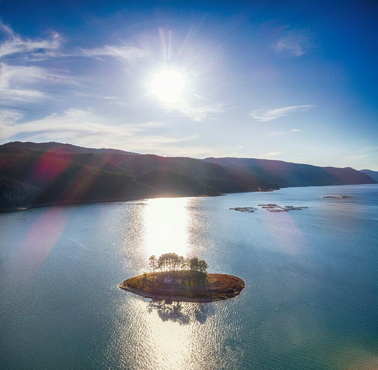 Кметът Елин Радев алармира за опасност от преливане на язовир Доспат