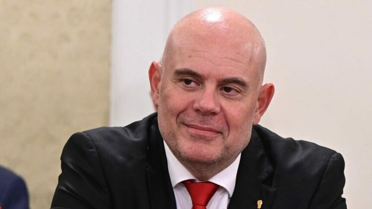 Гешев потвърди, че гласът, говорещ за натиск чрез държавен регулатор, е на Борисов