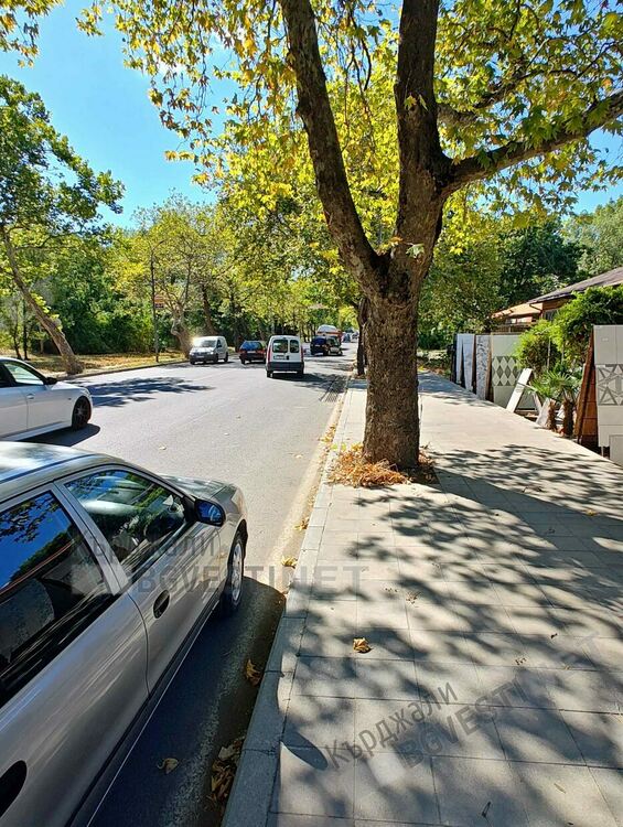  Катастрофа с огънати ламарини пред агроцентъра в Кърджали,трафикът е затруднен