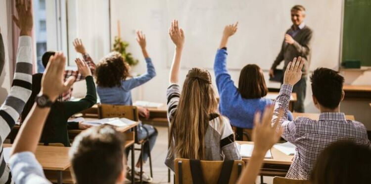 Преди старта на учебната година масово се търсят учители