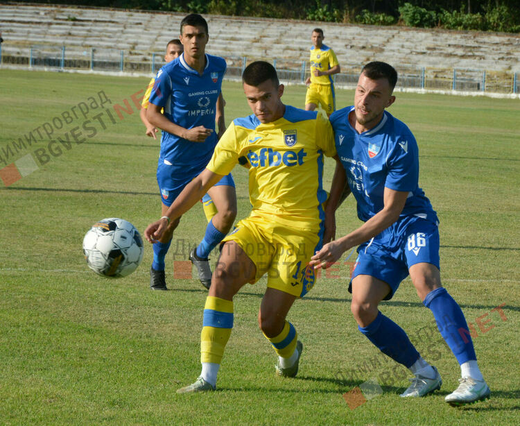 „Спартак“ надигра „Димитровград“ с 2:0