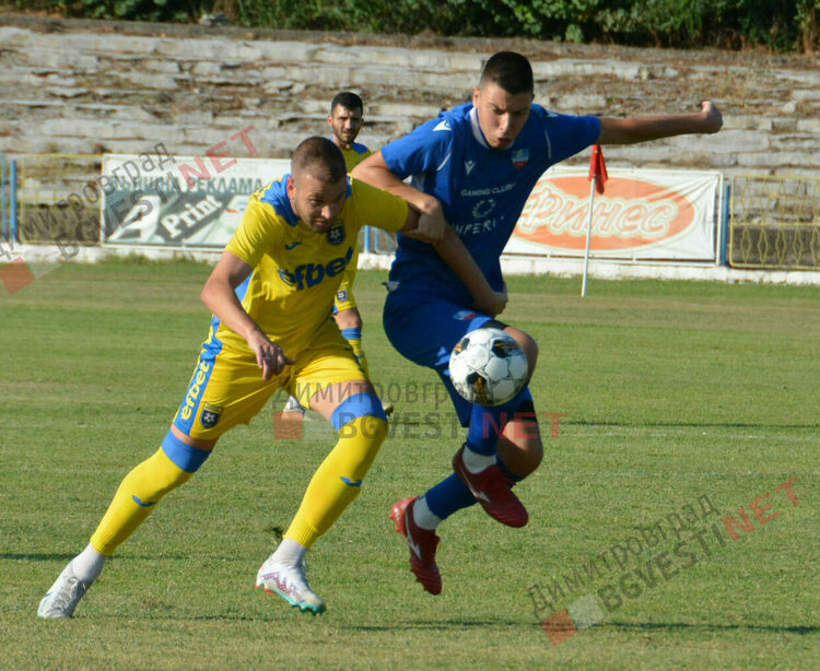 „Спартак“ надигра „Димитровград“ с 2:0