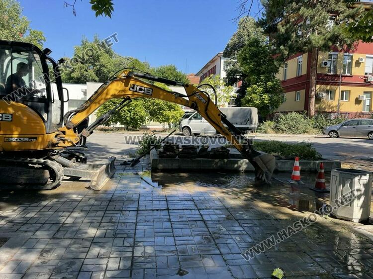 Голяма част от  Хасково е без вода заради три тежки аварии