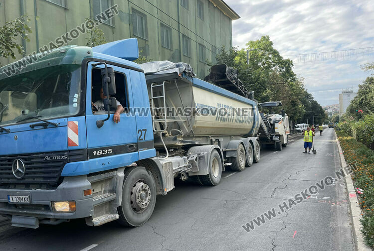 Затвориха бул. „Раковски“ в Хасково за ремонт, отклоняват трафика