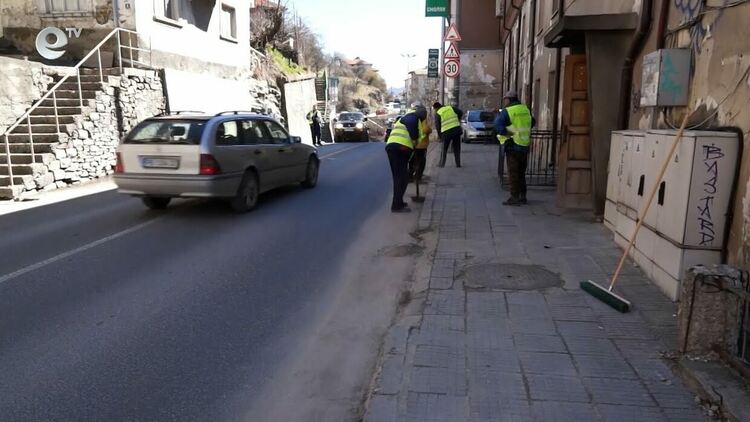 Без екскурзоводи и общи работници по програми остана това лято Община Смолян