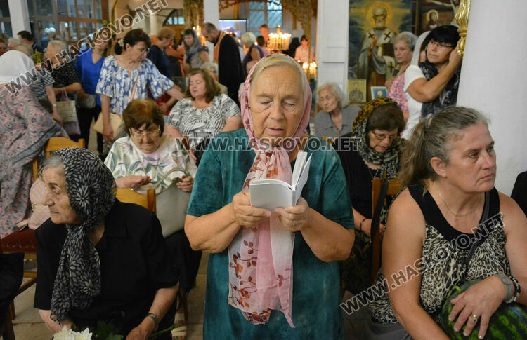 Литургия в „Света Богородица“ на храмовия празник